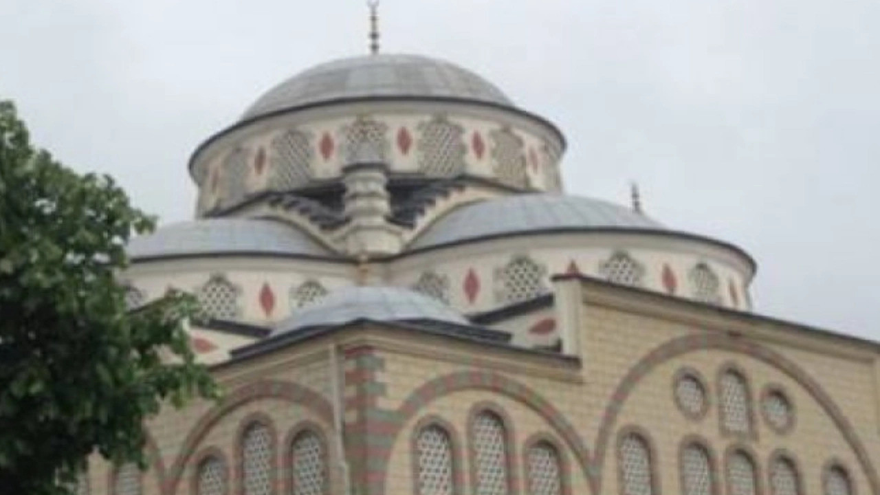 İstanbul İl Milli Eğitim’den cuma namazı talimatı