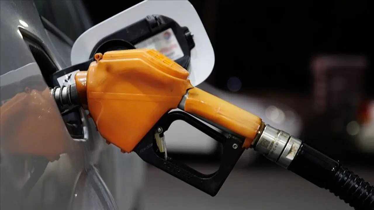 CHP’li Arslan’dan Bakan Bayraktar’a: ‘Petrol yüzde 22 ucuzlarken, pompada fiyat neden artmıştır?’ – Son Dakika Siyaset Haberleri