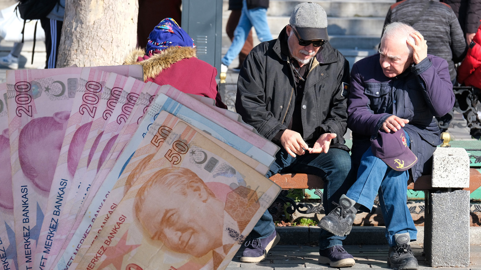 En düşük emekli maaşı ne kadar olacak? Milyonları ilgilendiren oran ortaya çıktı