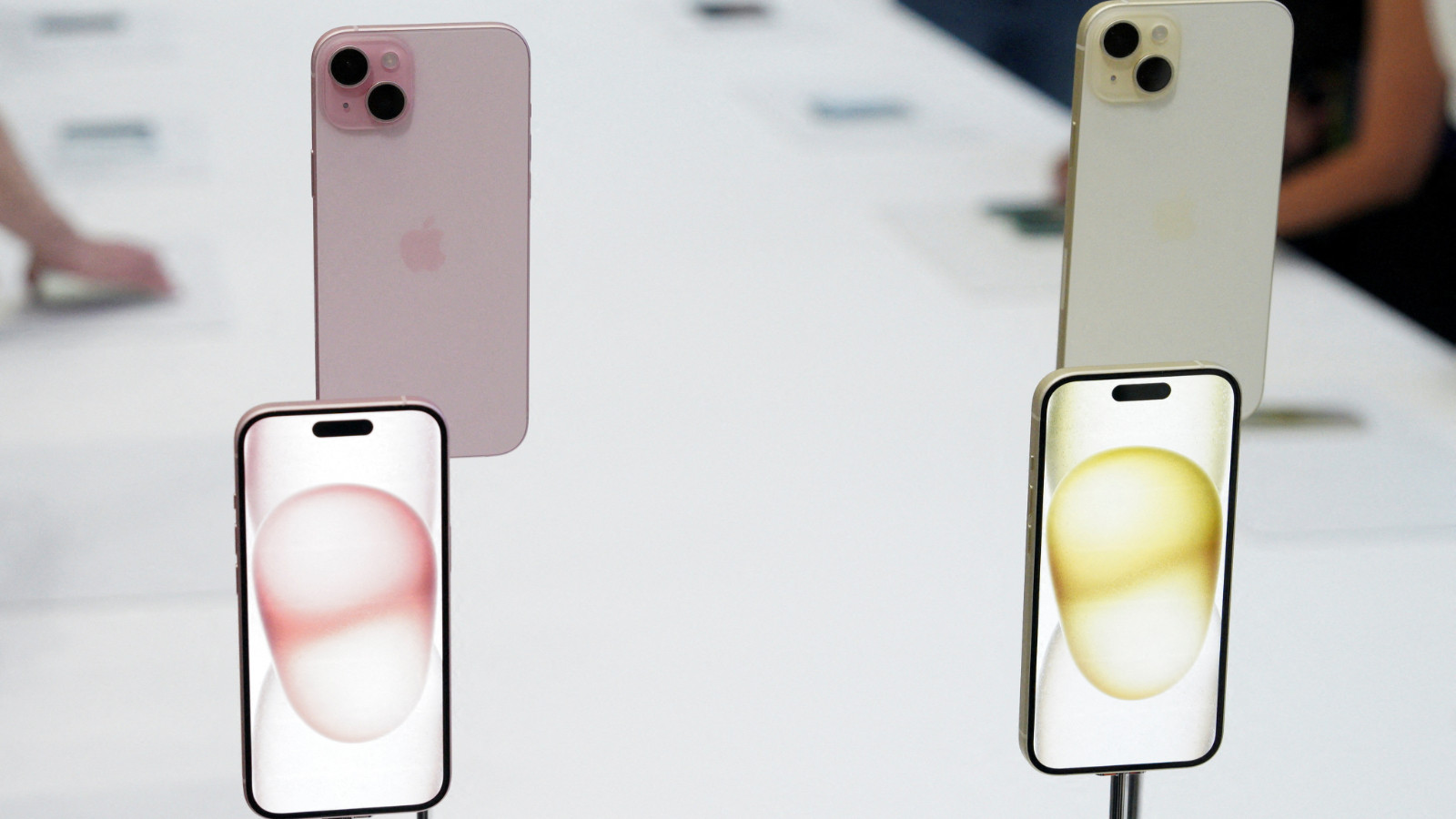 İphone 17, ABD ve Çin’de bir önceki modelden daha fazla satılıyor
