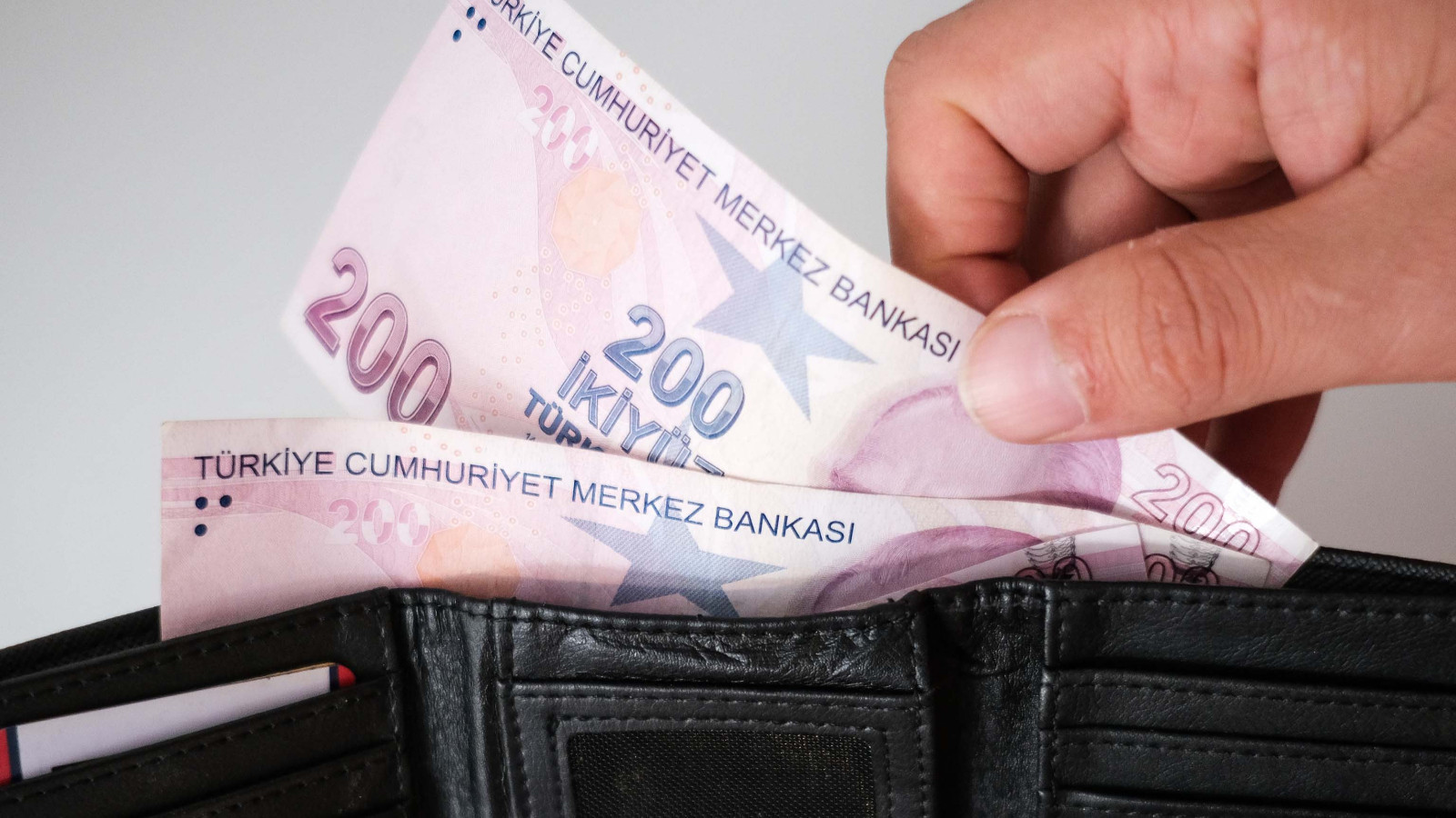 Maaşlara konulacak haciz oranı değişiyor