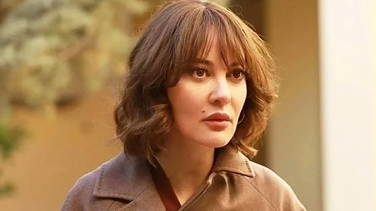 Mine Kılıç, Uzak Şehir’den ayrıldı, imajını baştan yarattı! Mine Kılıç, Uzak Şehir’den ayrıldı, imajını baştan yarattı!