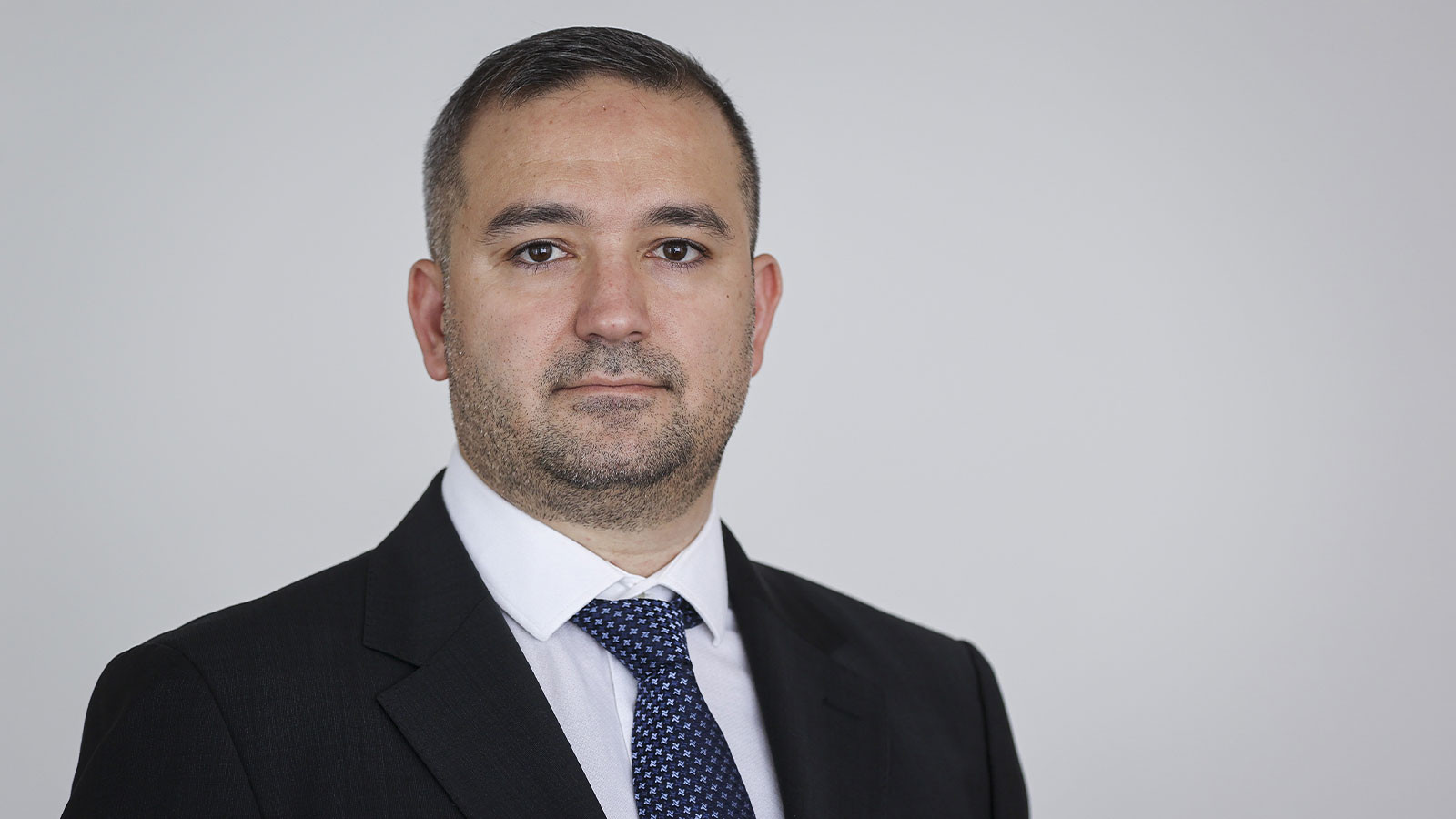 Yurt içi ve yurt dışı yerleşiklerin Türk lirasına olan güveni artıyor