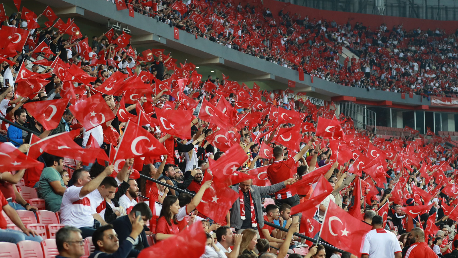TFF’den Gazze için alkışlanacak hareket!