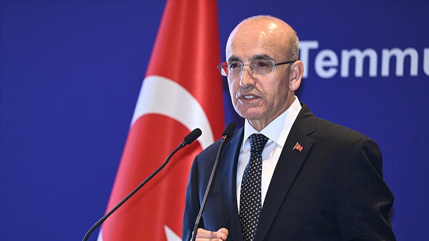 Şimşek: “Türkiye sürdürülebilir büyüme patikasına geri dönüyor” Şimşek: “Türkiye sürdürülebilir büyüme patikasına geri dönüyor”