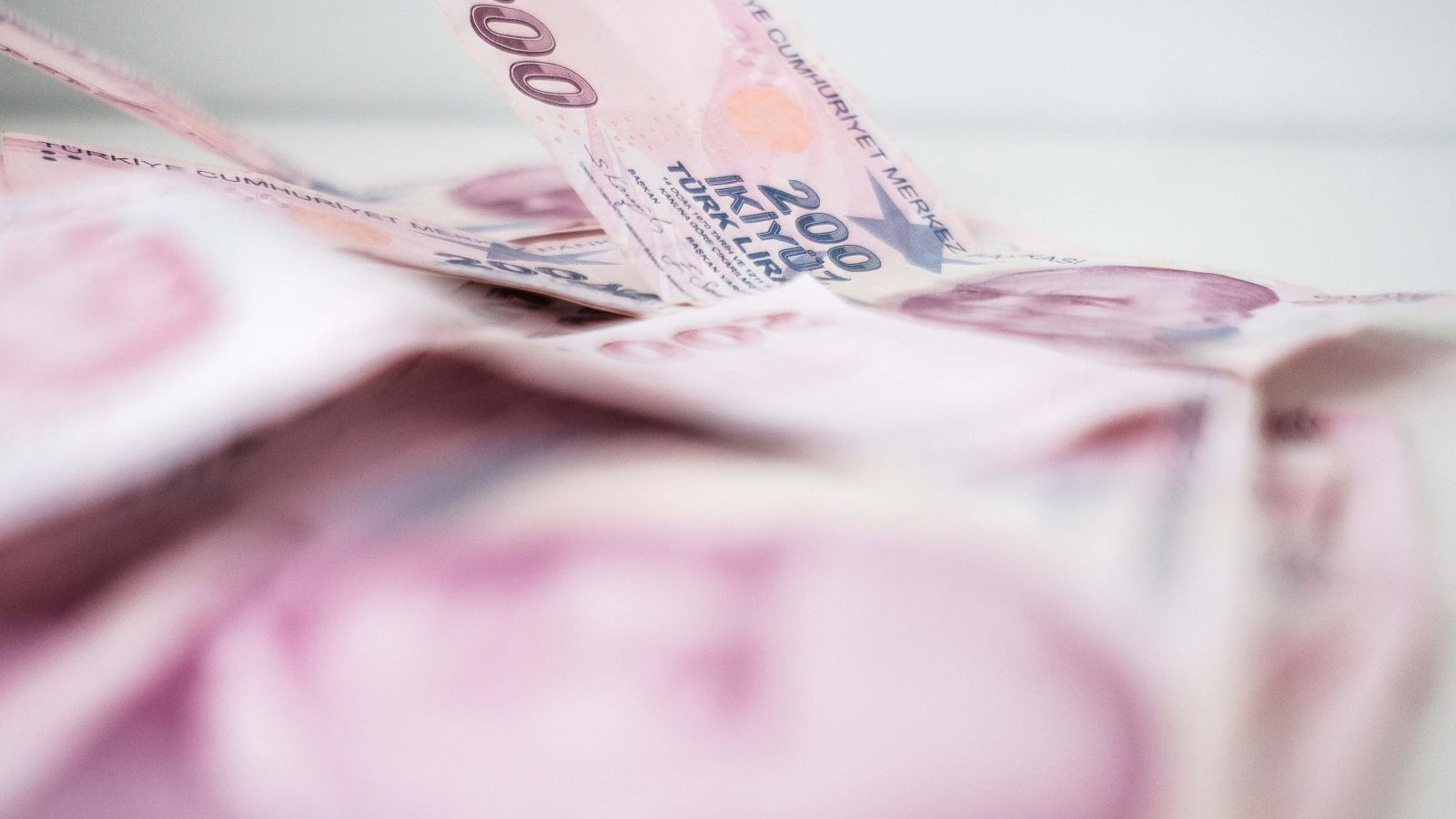 Yılbaşından önce işten çıkmayın, emekli olmayın! Yılbaşından önce işten çıkmayın, emekli olmayın!