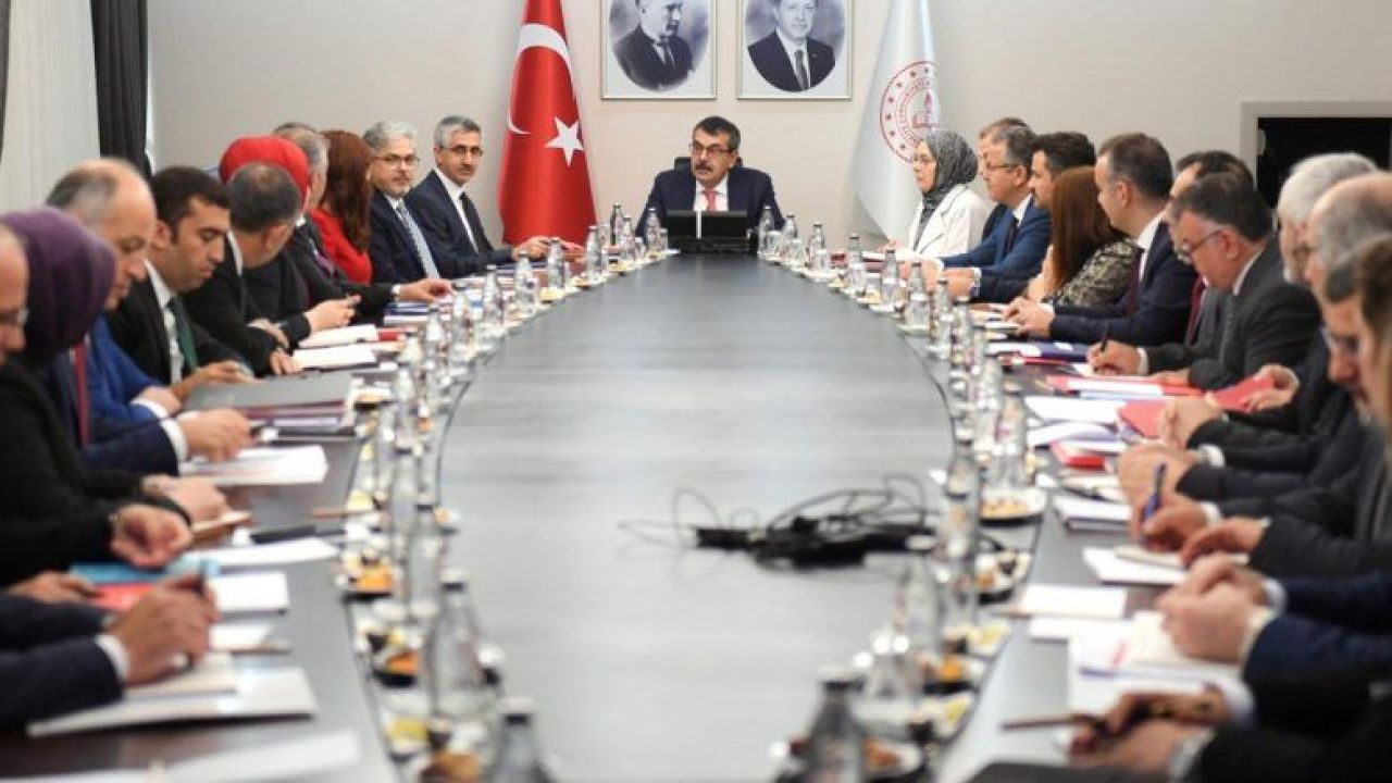 Giresun’dan Sonra Cunda: MEB’de Yeni Görev Değişiklikleri Mi Geliyor?