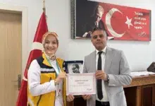 112’yi arayan baba, eşine doğum yaptırdı