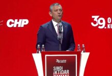 CHP 39. Olağan Kurultayı başladı; Özgür Özel kritik