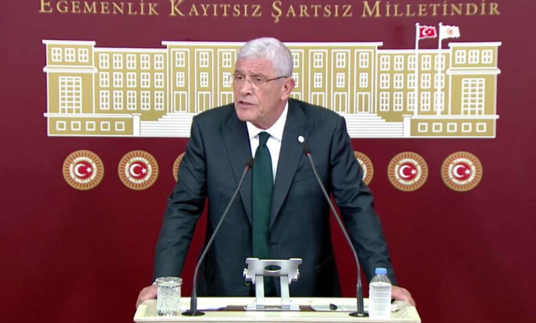 Müsavat Dervişoğlu, Öğretmenler Günü’nde şehit öğretmenleri…