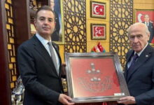 CHP’li Belediye Başkanı Akın, MHP Genel Merkezi’ni Ziyaret