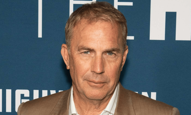 Kevin Costner, Yeni Dizide Bill Clinton Rolü İçin Görüşüyor
