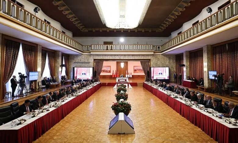 Komisyon Toplantısı Ertelendi, İmralı Gündemi Beklemede