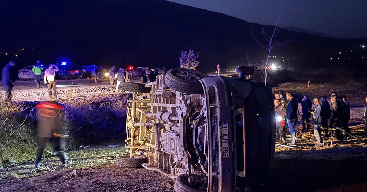 Kahramanmaraş’ta İşçi Servisi Kaza Yaptı: 2 Ölü, 7 Yaralı Kahramanmaraş’ta İşçi Servisi Kaza Yaptı: 2 Ölü, 7 Yaralı
