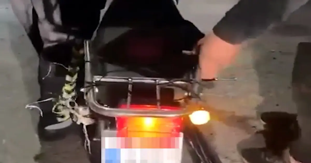 Abartılı egzoz denetimi: 1 milyon 468 bin lira ceza kesildi Abartılı egzoz denetimi: 1 milyon 468 bin lira ceza kesildi