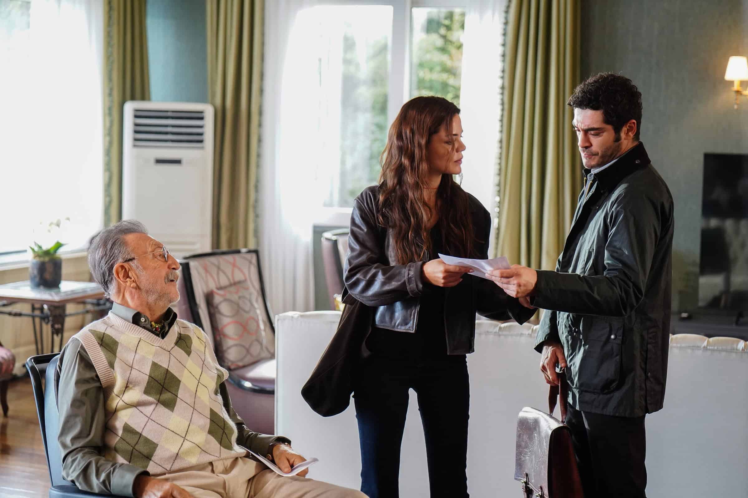 Sahtekarlar 4. Bölümde Koray ve Kıvılcım, Asya için plan kurdu! Eymir ve Eyüp, Asya’yı istemeye geldi! Sahtekarlar 4. Bölümde Koray ve Kıvılcım, Asya için plan kurdu! Eymir ve Eyüp, Asya’yı istemeye geldi!