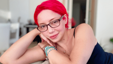 Shebolyn, ‘Nerdesin’ ile Rock ve İlahi Tınıları