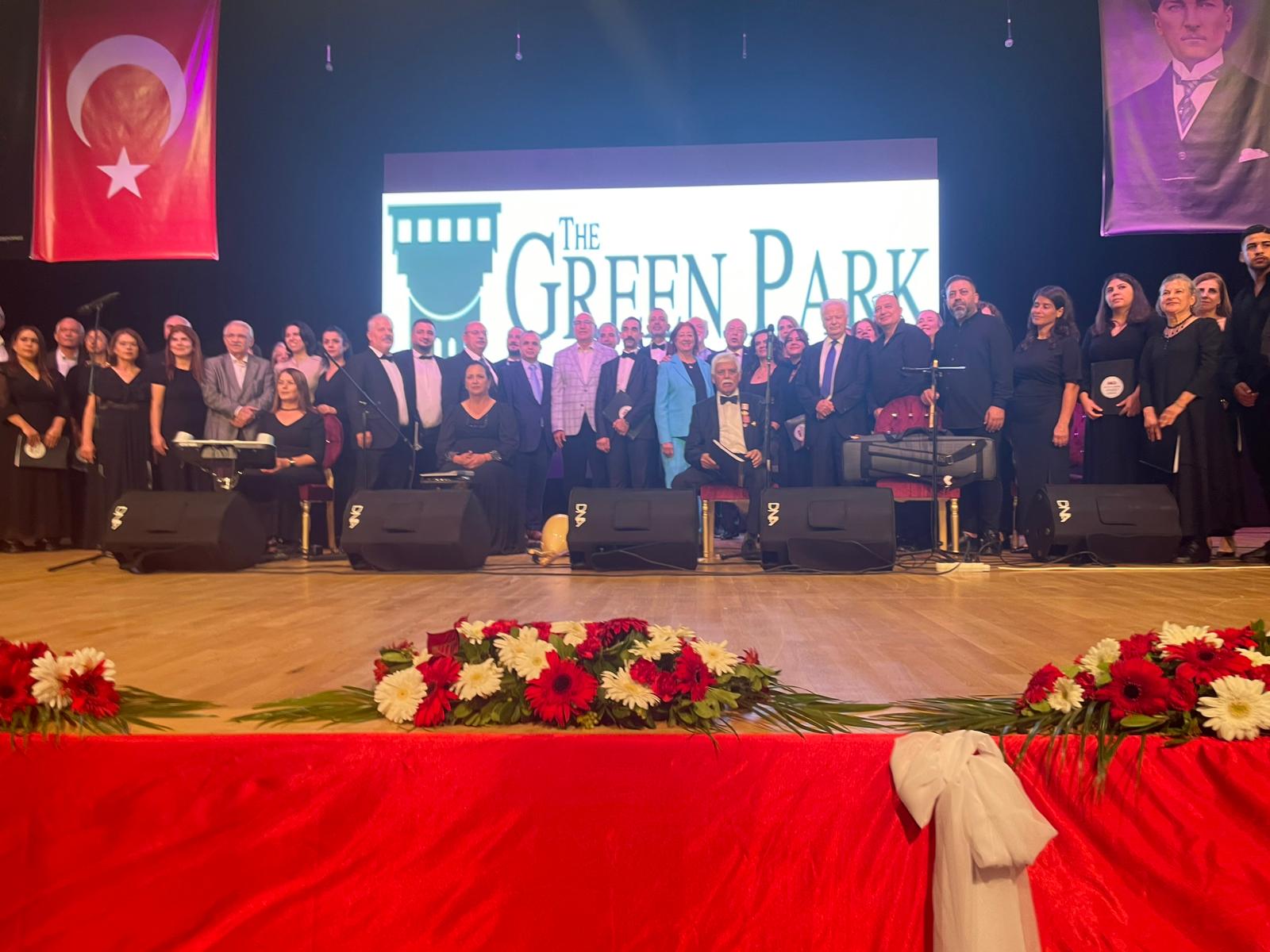 Adil Üstündağ’ın başarı hikayesi okuyucuyla buluştu Adil Üstündağ’ın başarı hikayesi okuyucuyla buluştu