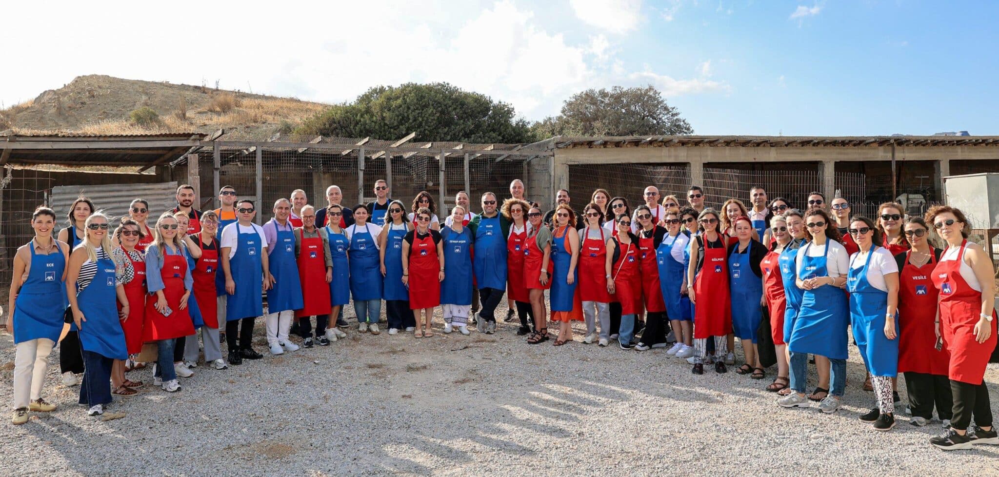 AXA Türkiye, KKTC’de Otomotiv Yıldızları ile Buluştu AXA Türkiye, KKTC’de Otomotiv Yıldızları ile Buluştu