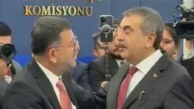 Bütçe Görüşmelerinde Bakan Tekin ile Veli Ağbaba Arasında