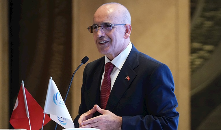 Bakan Şimşek, cari açık ve doğrudan yatırımlar hakkında Bakan Şimşek, cari açık ve doğrudan yatırımlar hakkında