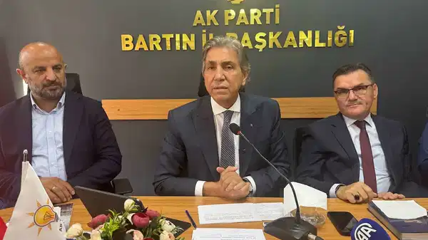 AKP Yerel Yönetimler Toplantısı’nda Sosyal Yardımlar Ele