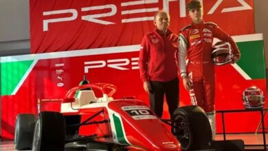 Genç Türk pilot Alp Aksoy, Formula Trophy açılışını kazandı