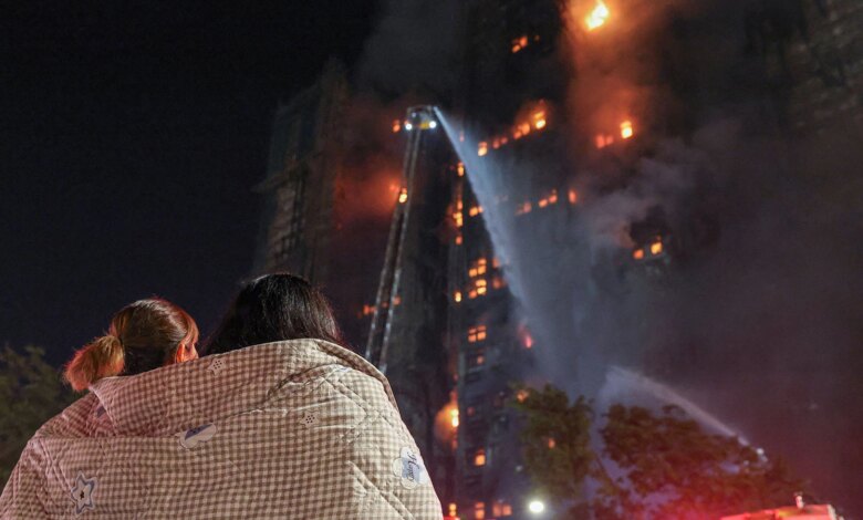 Hong Kong’da Yangın: 44 Kişi Hayatını Kaybetti, 279 Kayıp