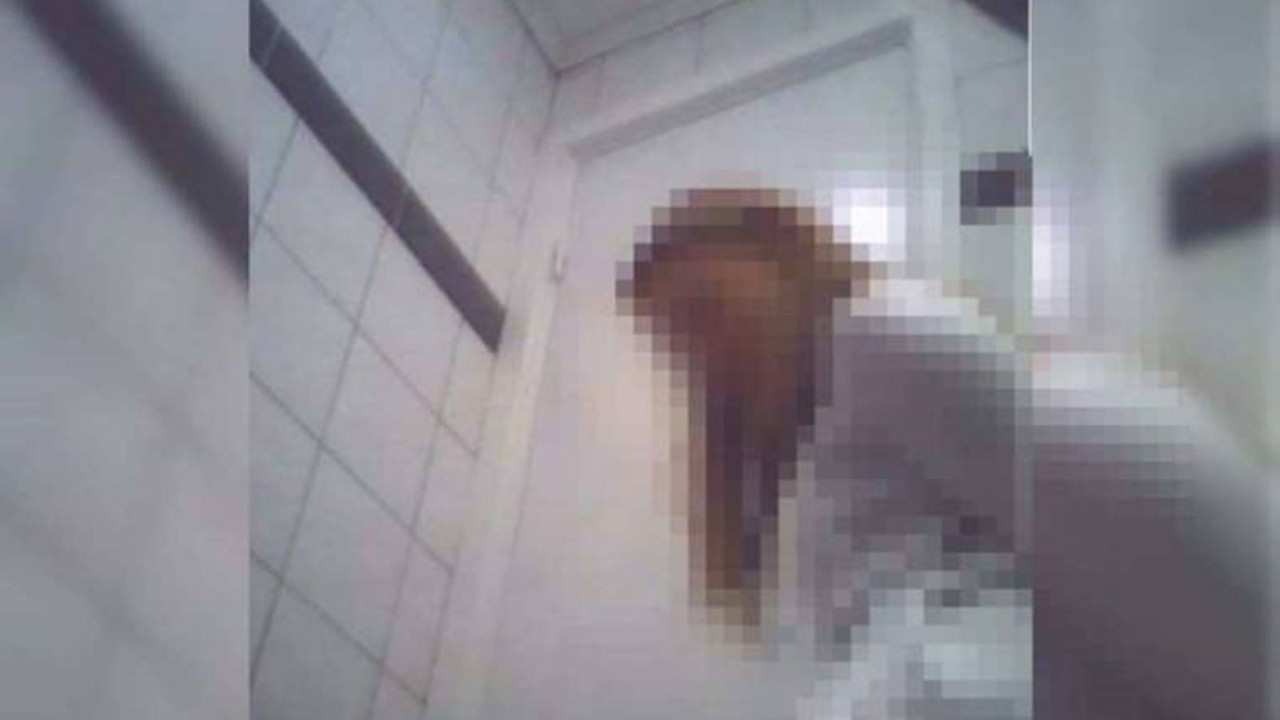 Esenyurt’ta Kadınlar Tuvaletinde Gizli Kamera Bulundu Esenyurt’ta Kadınlar Tuvaletinde Gizli Kamera Bulundu