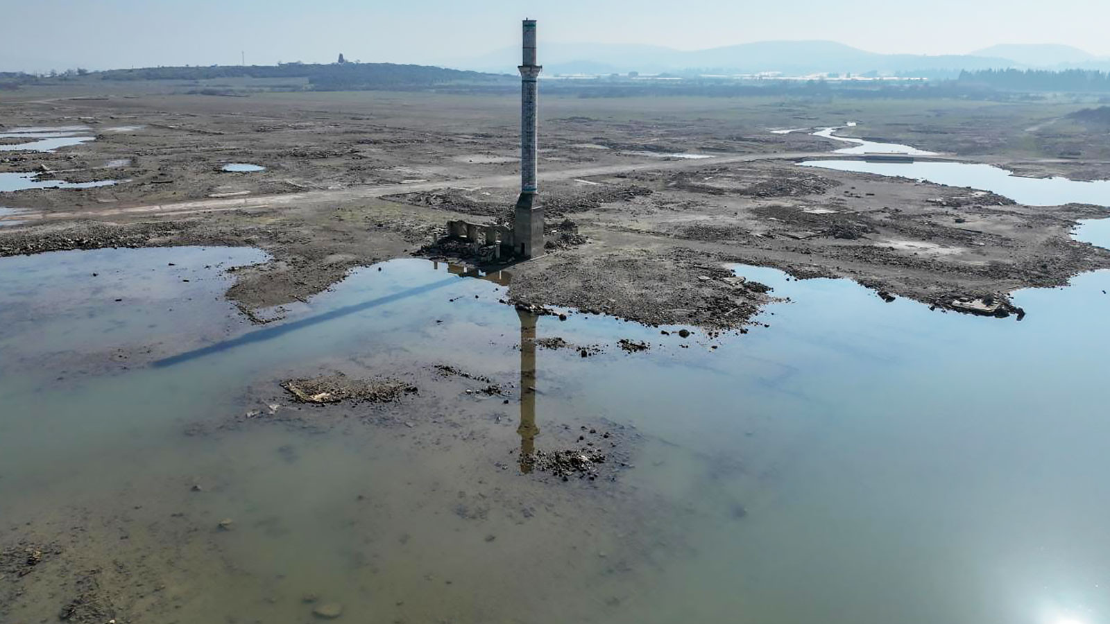 İzmir’de Su Krizi: Kaynaklar Tükeniyor, Acil Önlemler