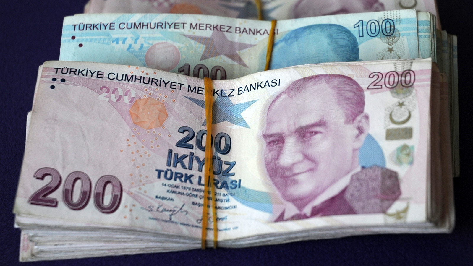 Kasım Ayında Faiz Oranları Güncellendi, Yatırımcılar Kasım Ayında Faiz Oranları Güncellendi, Yatırımcılar