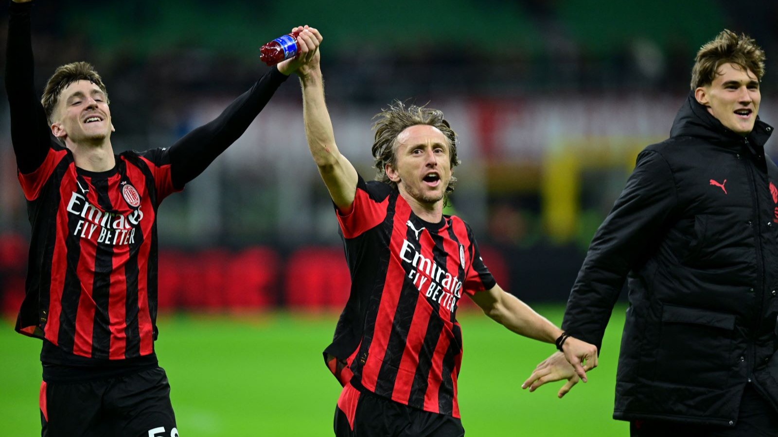 Milan, Modric’in Futbola Devam Etmesini İstiyor Milan, Modric’in Futbola Devam Etmesini İstiyor
