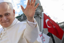 Papa 14. Leo, İznik Gölü kıyısında dua etti