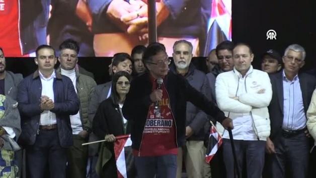 Petro, Katar Emiri Al Sani’ye Karayipler için arabuluculuk