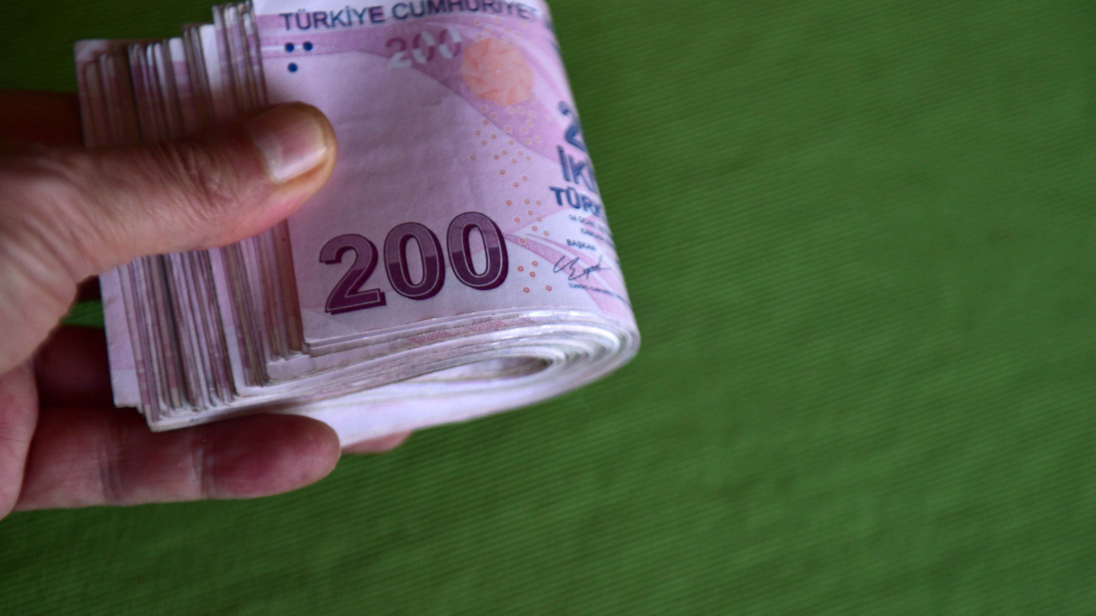 SGK’dan Çalışanlara Rapor Uyarısı: Maaşlar Eksik Yatabilir