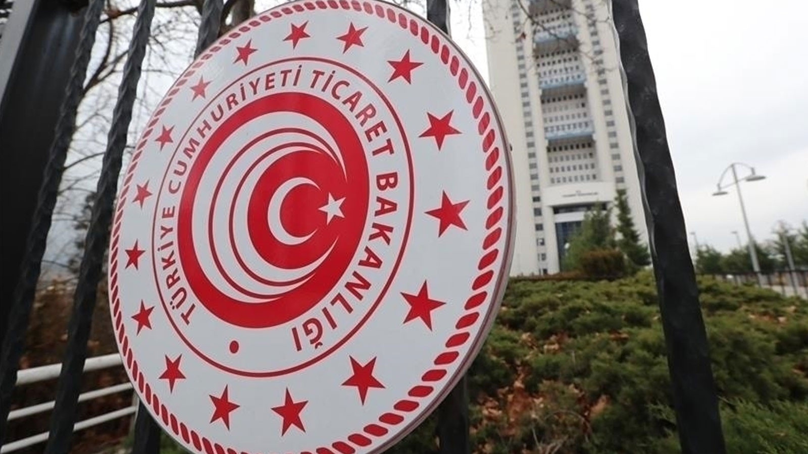 Ticaret Bakanlığı, işletmelere yeni fiyat etiketi uyarısı