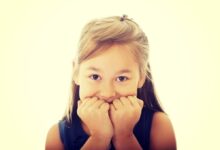 Tırnak Yeme Alışkanlığı Nasıl Durdurulur?