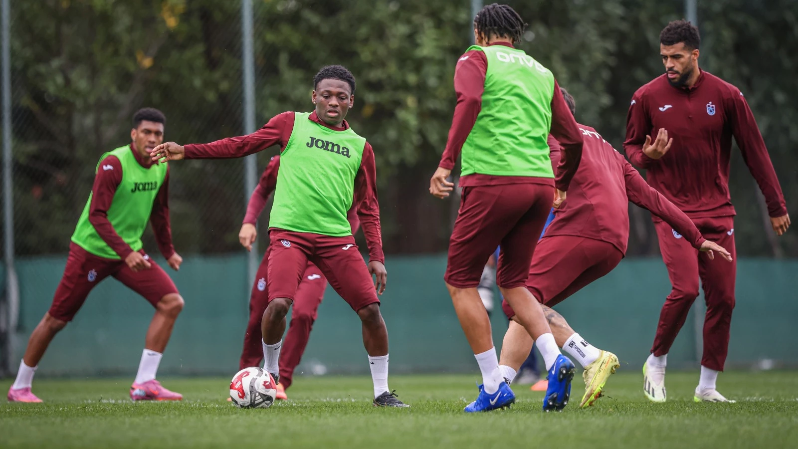 Trabzonspor, Başakşehir Maçı İçin Hazırlıklarını Sürdürüyor