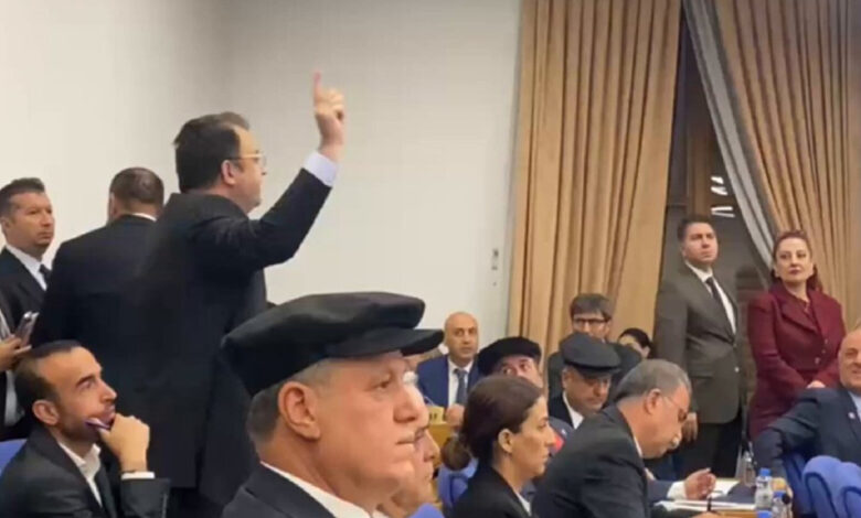 Meclis’te Gerilim Tırmandı, Arbede Yaşandı