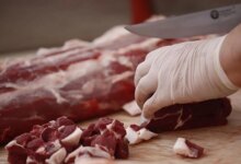 Kırmızı et ve tereyağı fiyatları yıl sonuna kadar sabitlendi