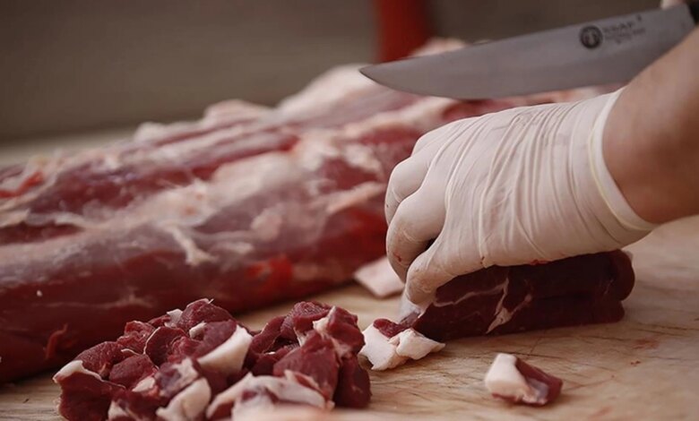 Kırmızı et ve tereyağı fiyatları yıl sonuna kadar sabitlendi
