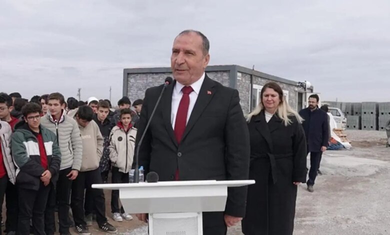 Yeniden Refah Partisi’nden İstifa Eden Aydın, AKP’ye Geçiyor