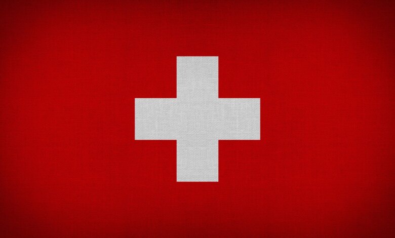 İsviçre halkı zenginlerin daha fazla vergi ödemesini