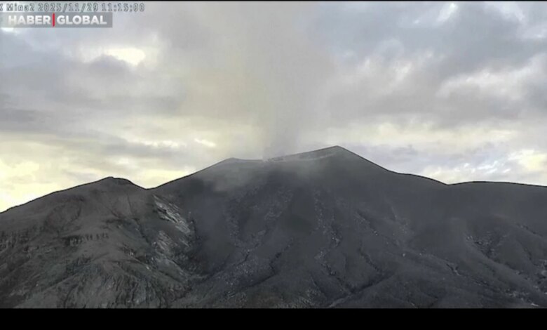 Kolombiya’da Purase Yanardağı’nda Patlama Beklentisi Artıyor