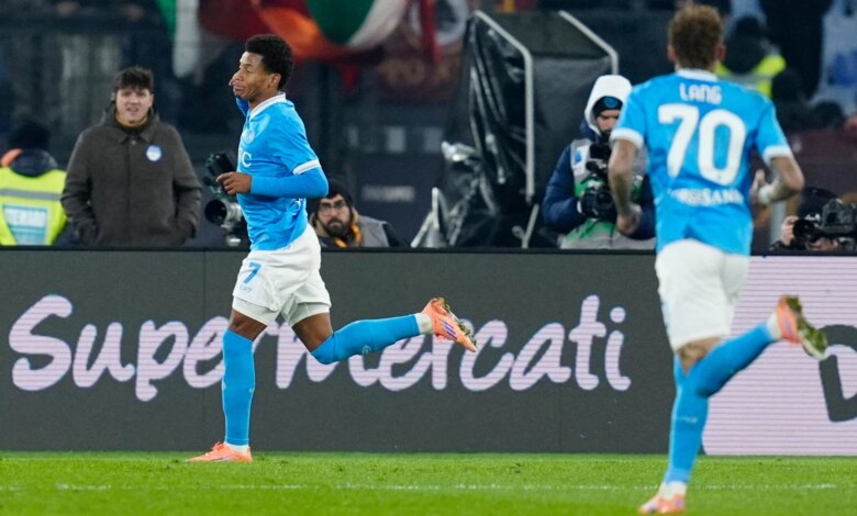 Napoli, Roma’yı 1-0 yenerek kritik 3 puan aldı